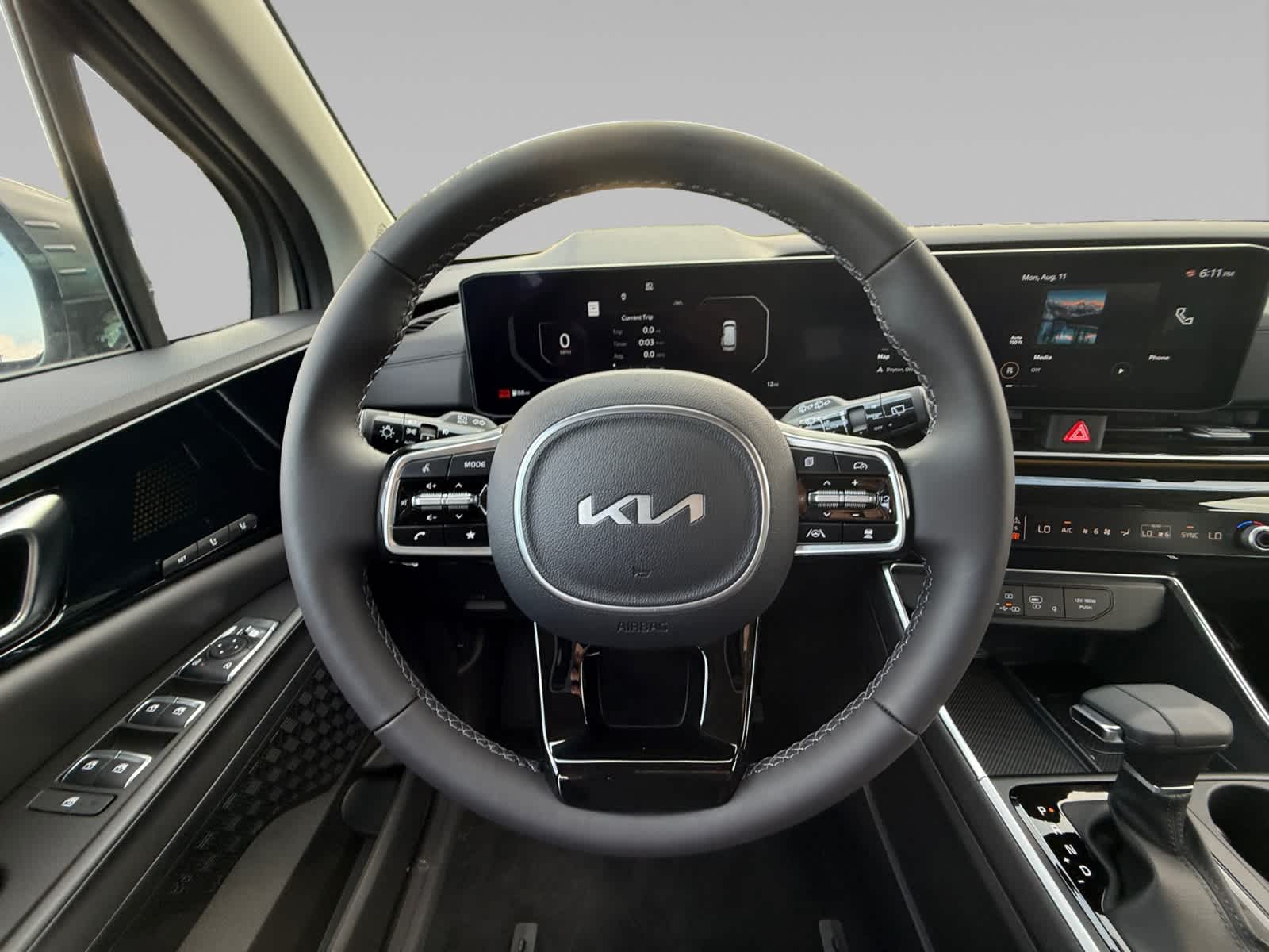 2026 Kia Carnival SX Prestige photo 12
