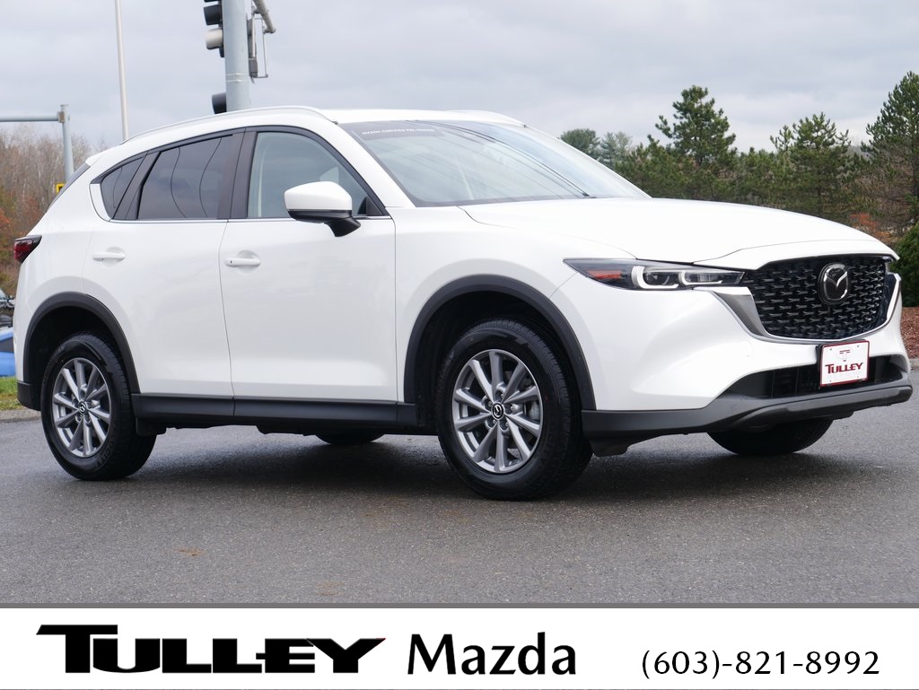 2023 Mazda CX-5 S Preferred package's photo