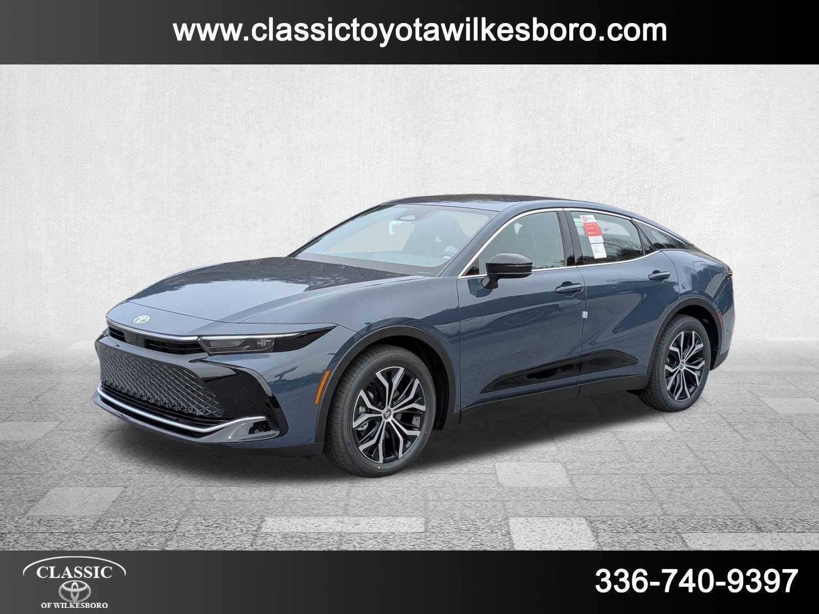 2026 Toyota Crown XLE's photo