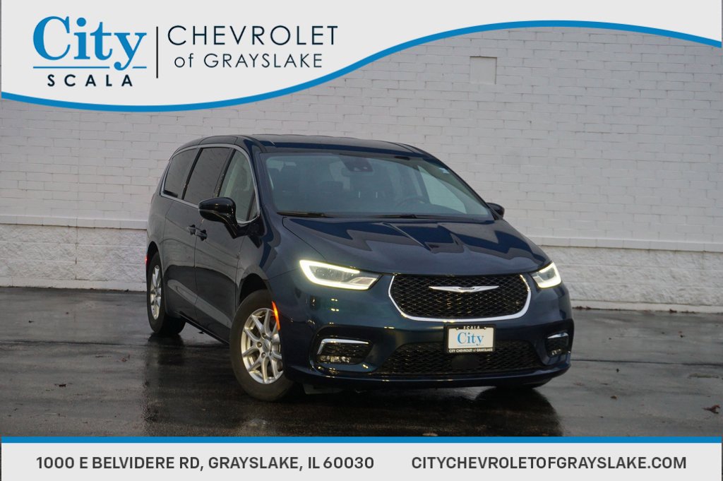 2024 Chrysler Pacifica Touring L's photo