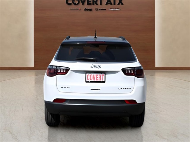 2026 Jeep Compass Limited photo 4