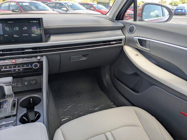 2025 Hyundai Sonata SE photo 16