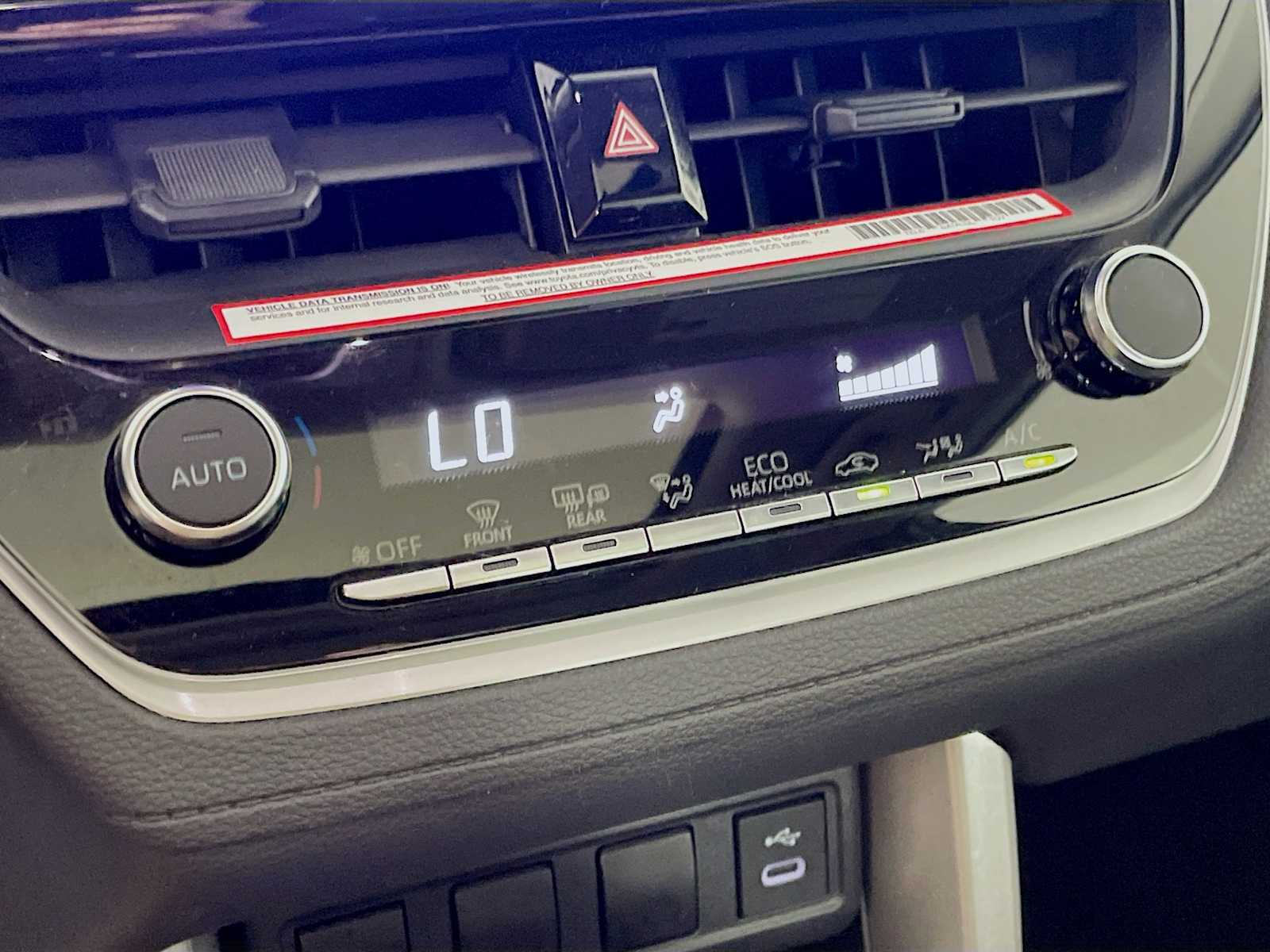 2023 Toyota Corolla Cross LE photo 13
