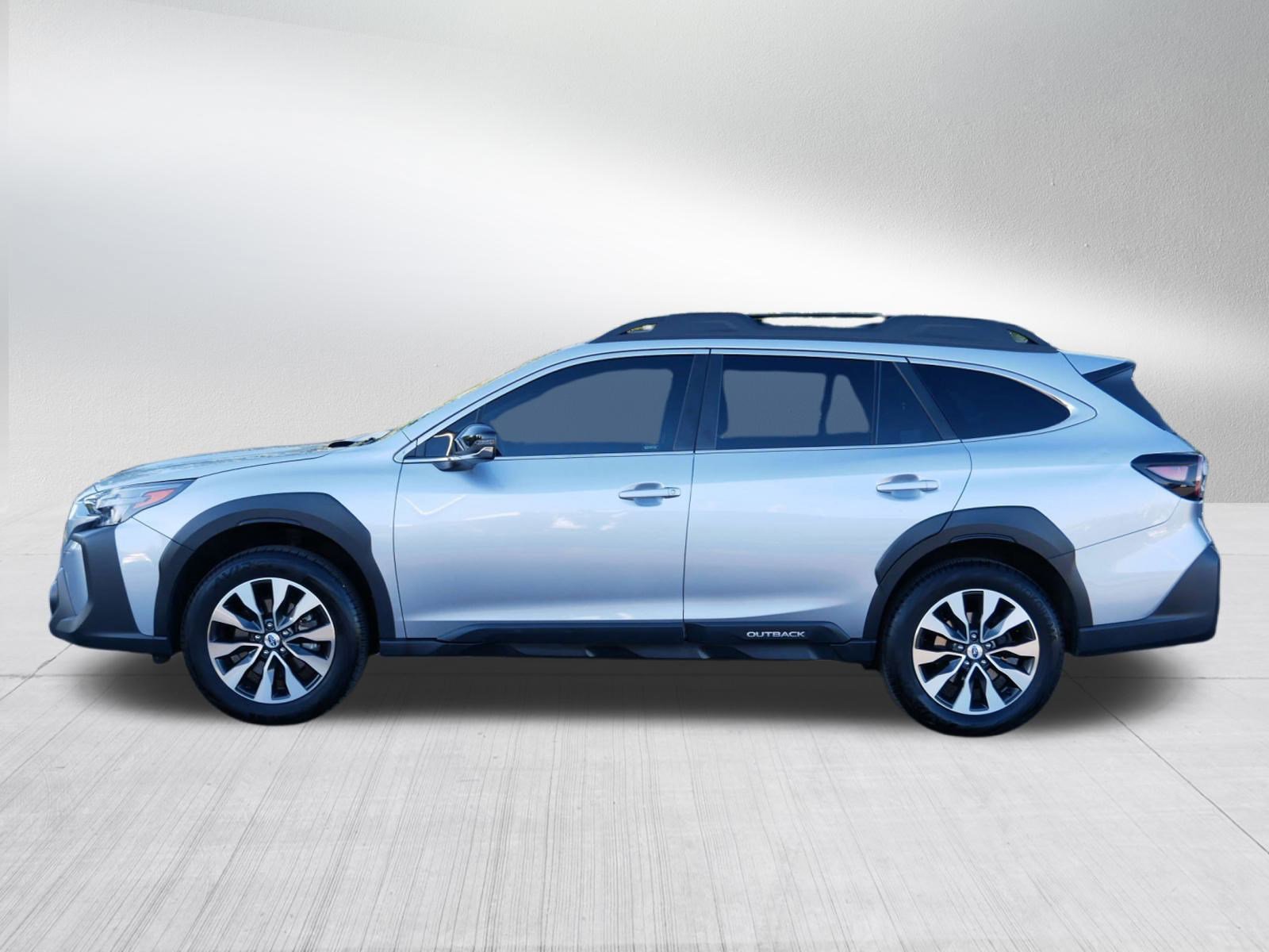 2023 Subaru Outback Limited photo 3