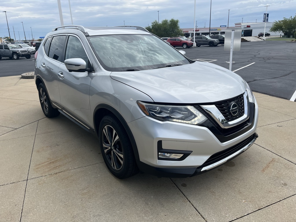 2018 Nissan Rogue SL photo 4