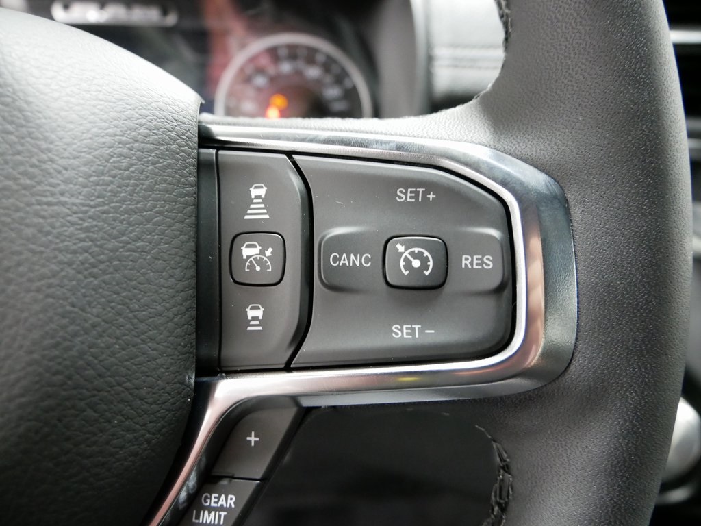 2025 Ram 1500 Laramie photo 18