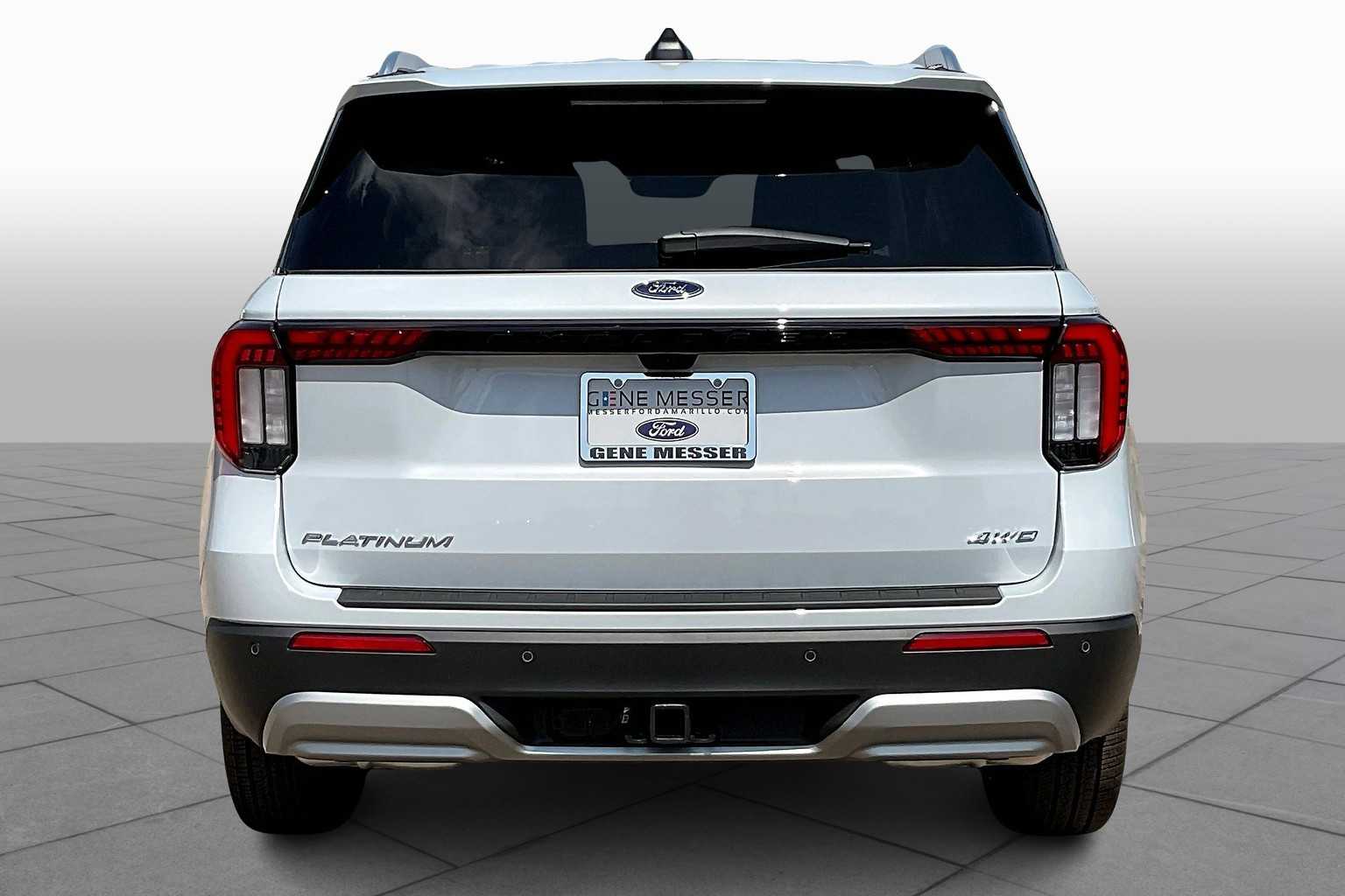 2025 Ford Explorer Platinum photo 4