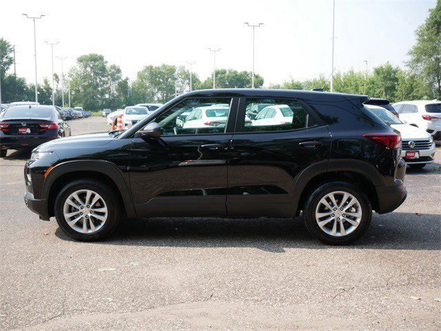 2023 Chevrolet Trailblazer LS photo 3