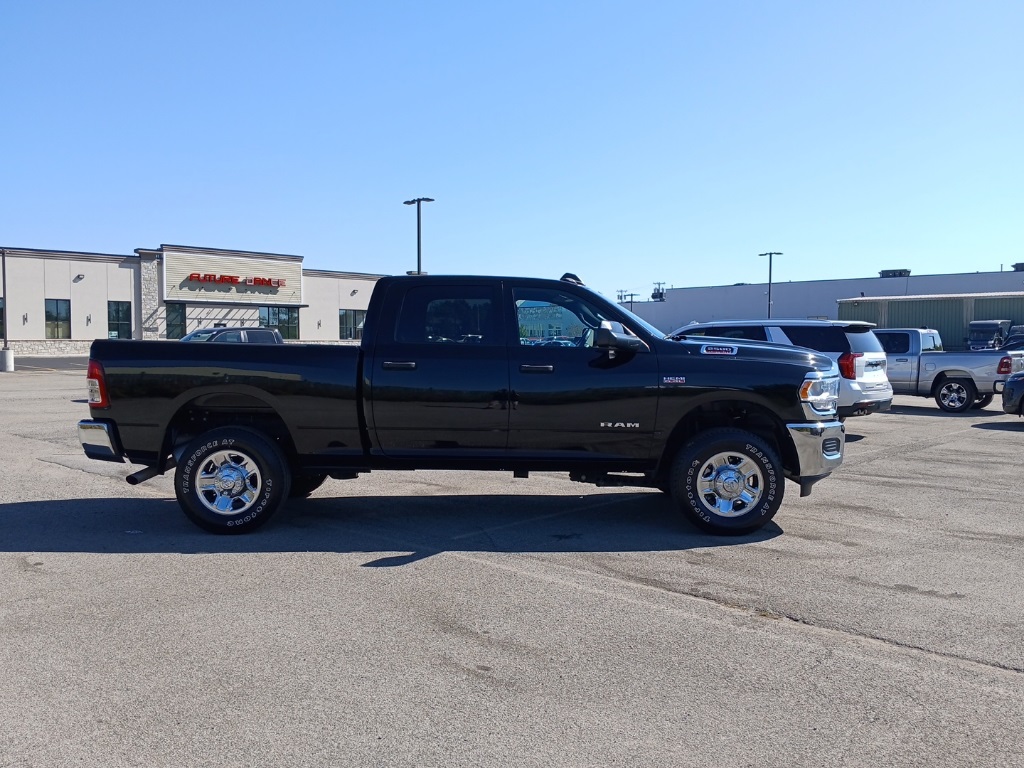 2022 Ram 2500 Tradesman photo 3