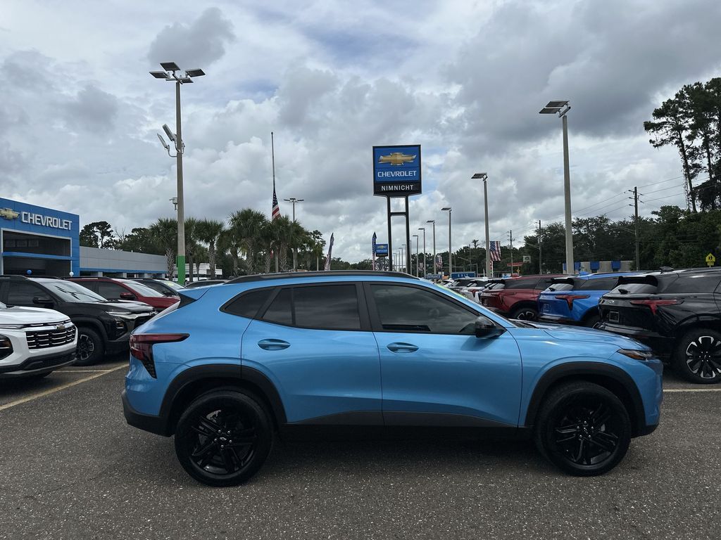 2025 Chevrolet Trax ACTIV photo 16