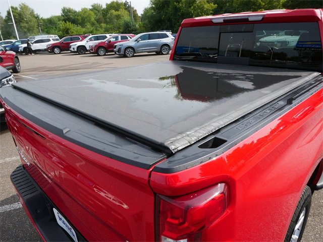 2020 Chevrolet Silverado 1500 RST photo 9