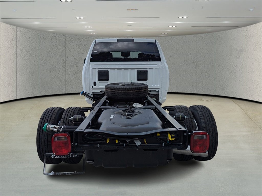 2025 Ram 3500 Tradesman photo 5