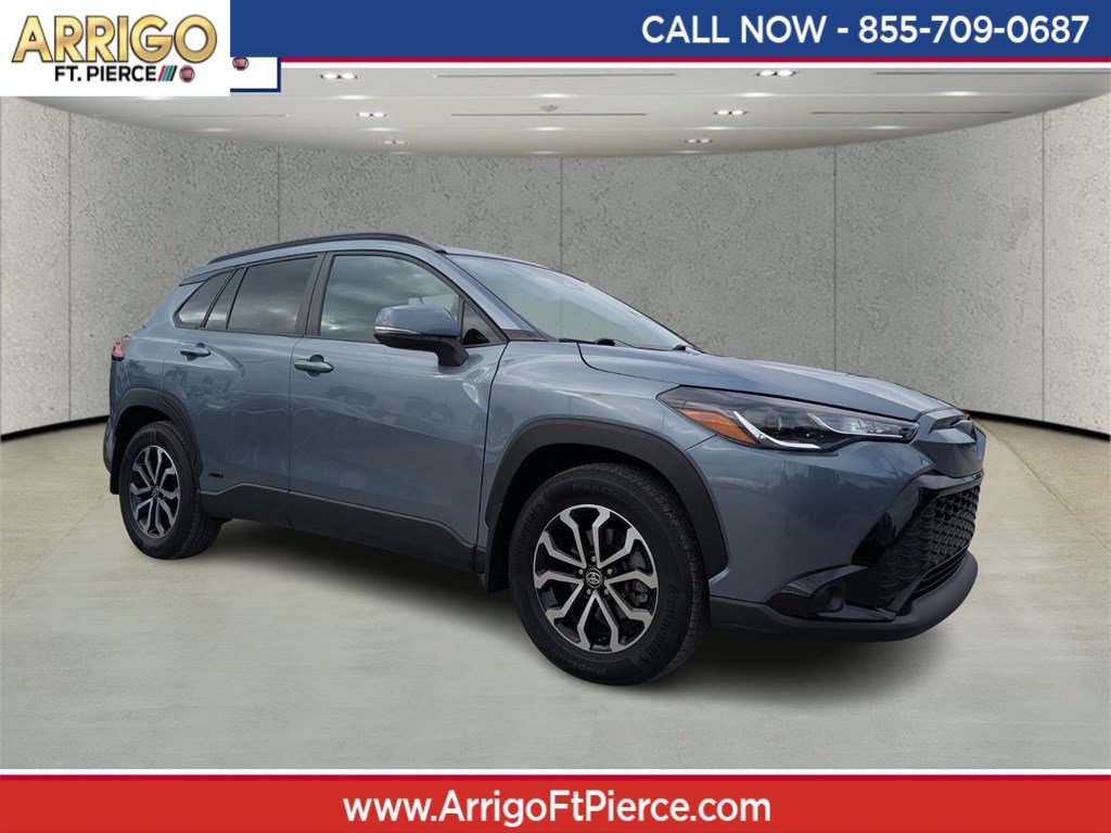 2024 Toyota Corolla Cross SE's photo