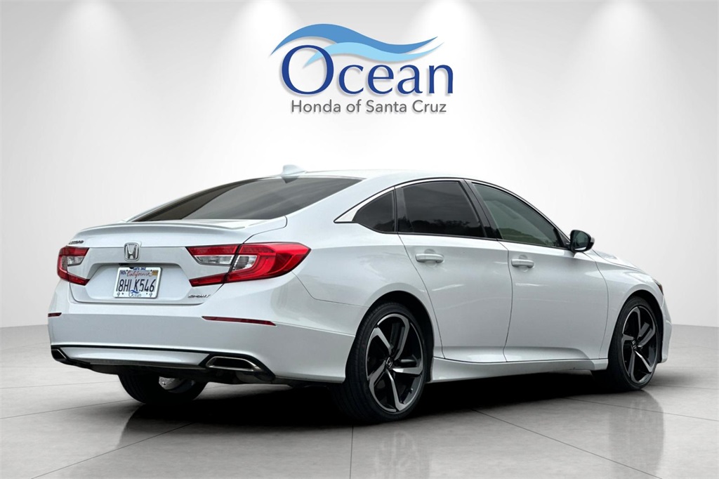 2018 Honda Accord Sport photo 3