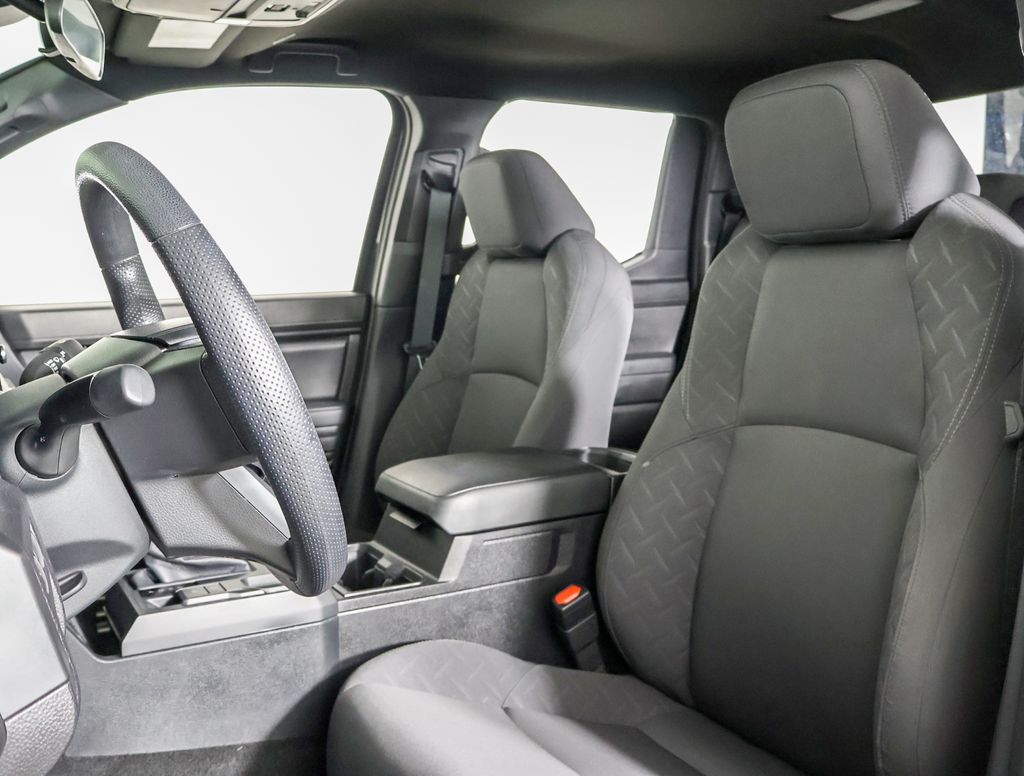 2024 Toyota Tacoma SR photo 8