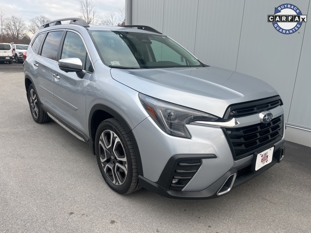 2023 Subaru Ascent Touring's photo