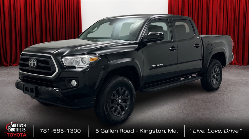 2023 Toyota Tacoma SR5's photo