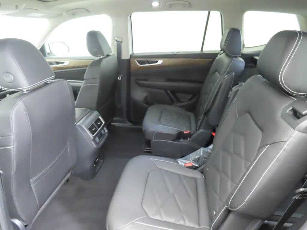 2026 Volkswagen Atlas SE Technology photo 20