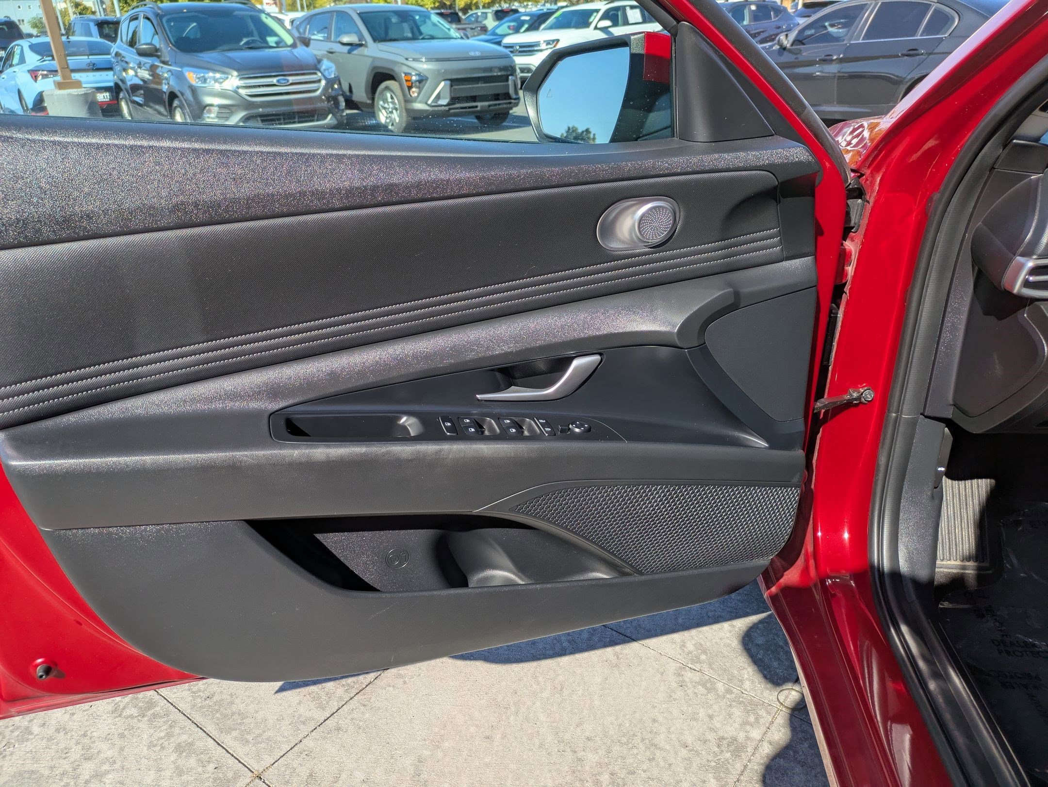 2022 Hyundai Elantra SEL Convenience photo 11