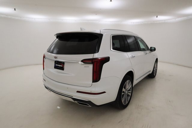 2025 Cadillac XT6 Premium Luxury photo 3