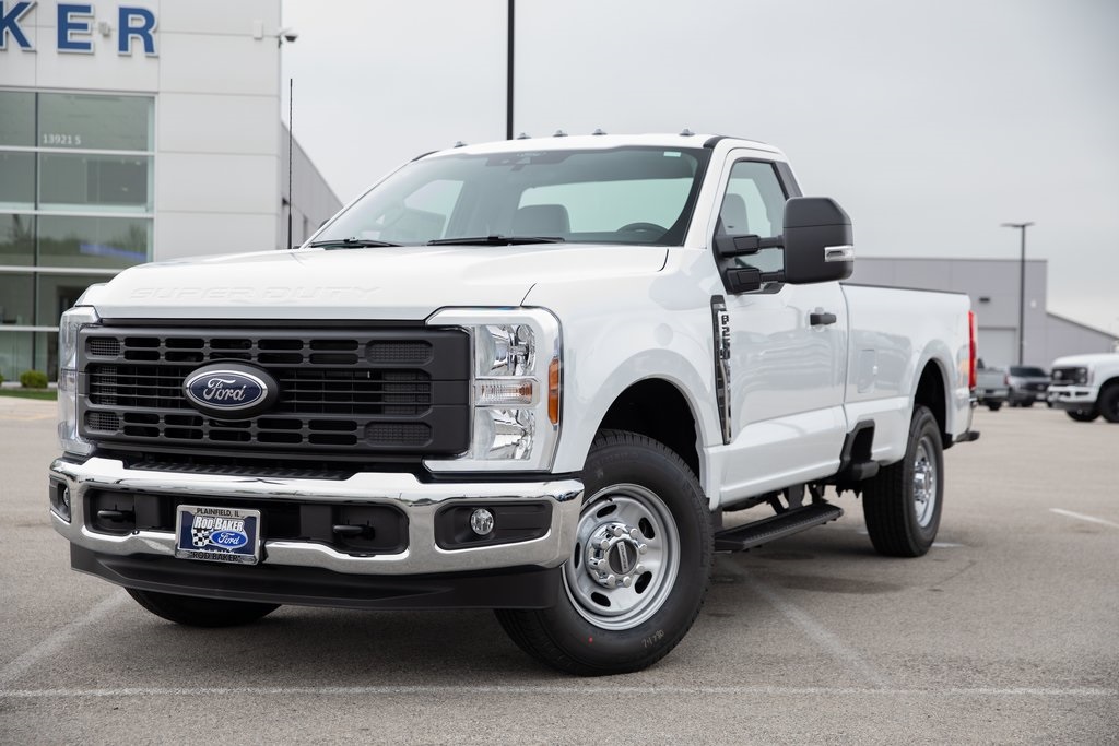 2025 Ford F-250 XL photo 4