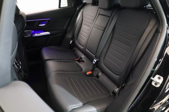 2025 Mercedes Benz GLC 350e 4MATIC photo 4