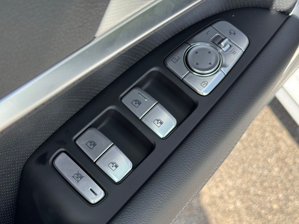 2026 Genesis G70 2.5T Prestige photo 22