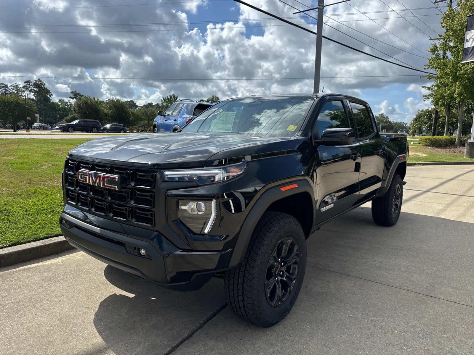 2025 Gmc Canyon Elevation photo 3