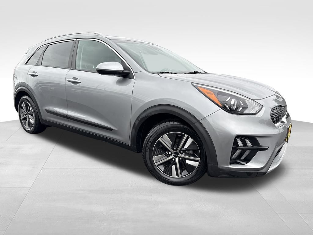 2022 Kia Niro LXS SE's photo