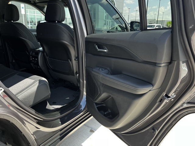 2025 Jeep Grand Cherokee Laredo X photo 17