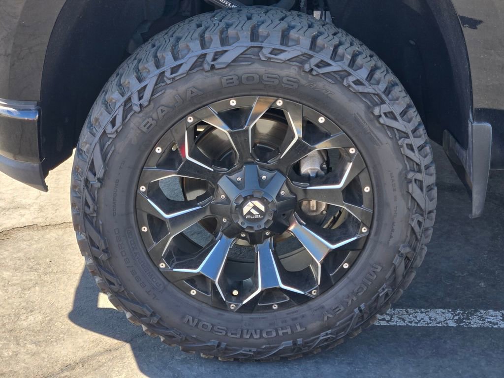 2019 Chevrolet Silverado 1500 LT Trail Boss photo 3
