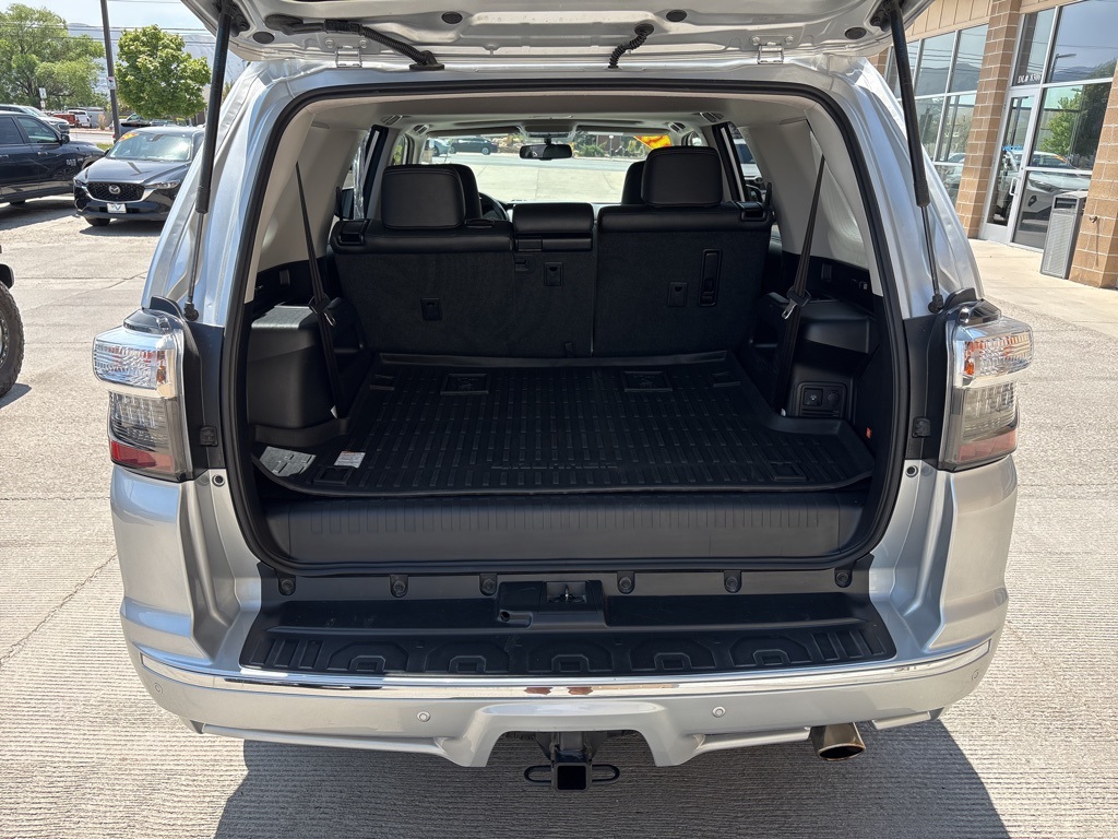 2019 Toyota 4Runner Limited photo 4