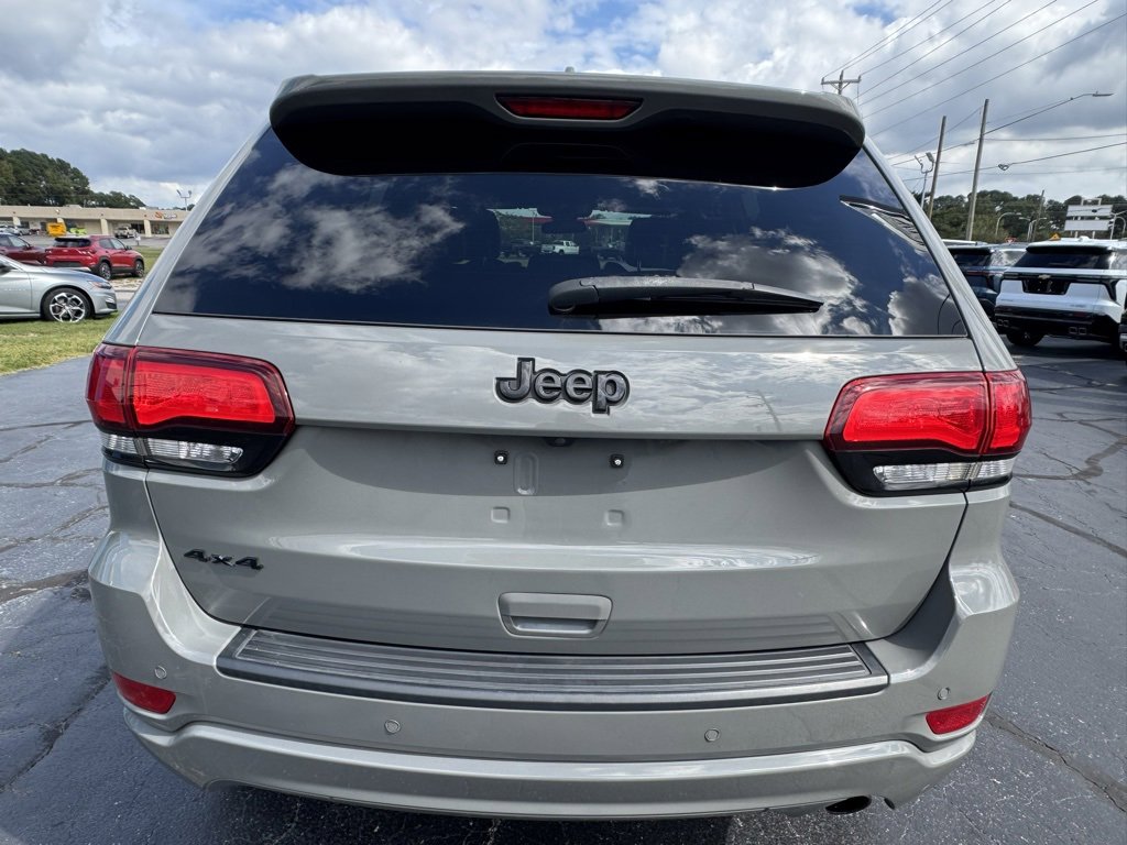 2021 Jeep Grand Cherokee Laredo X photo 6
