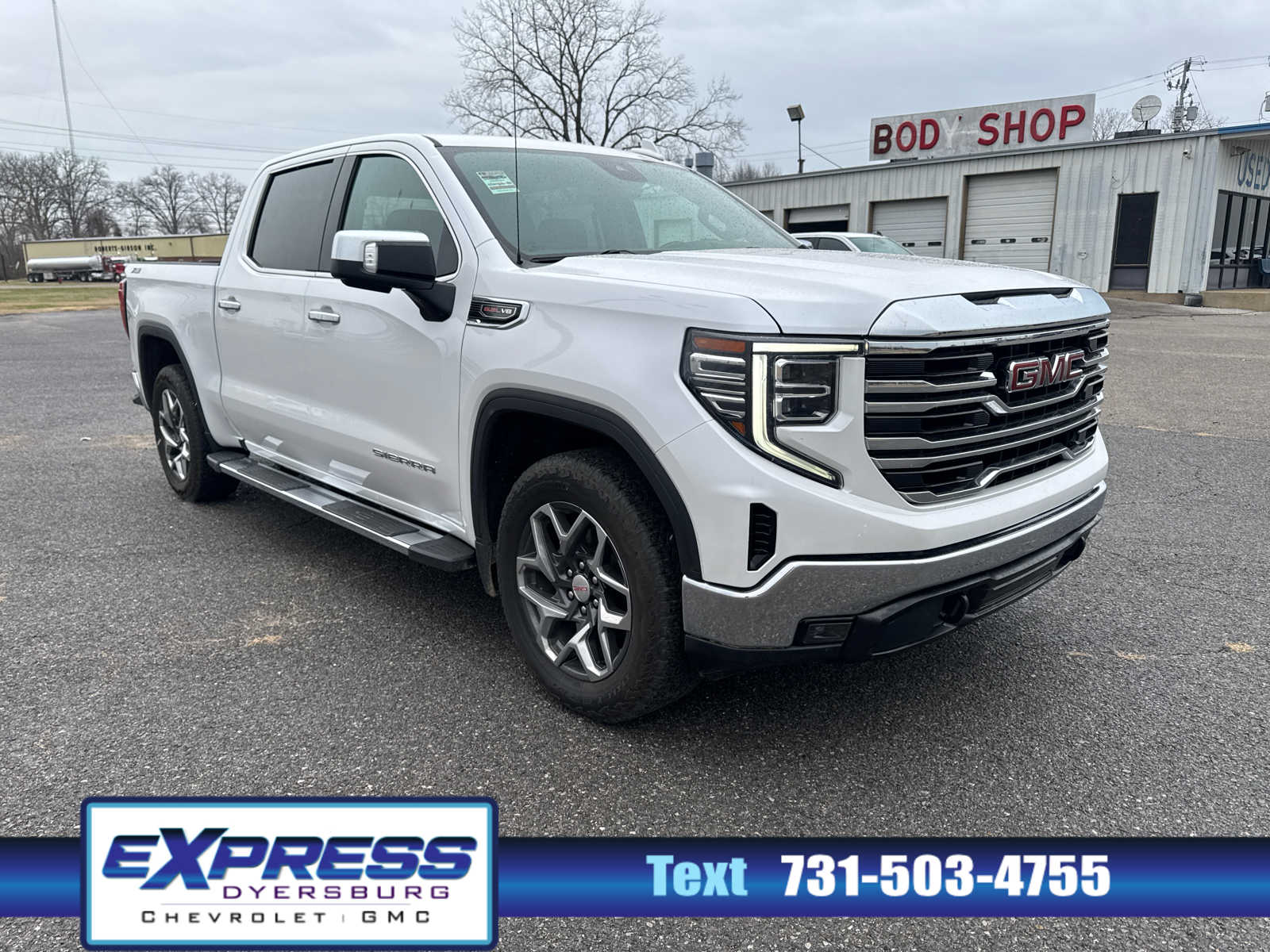 2023 GMC Sierra 1500 SLT's photo