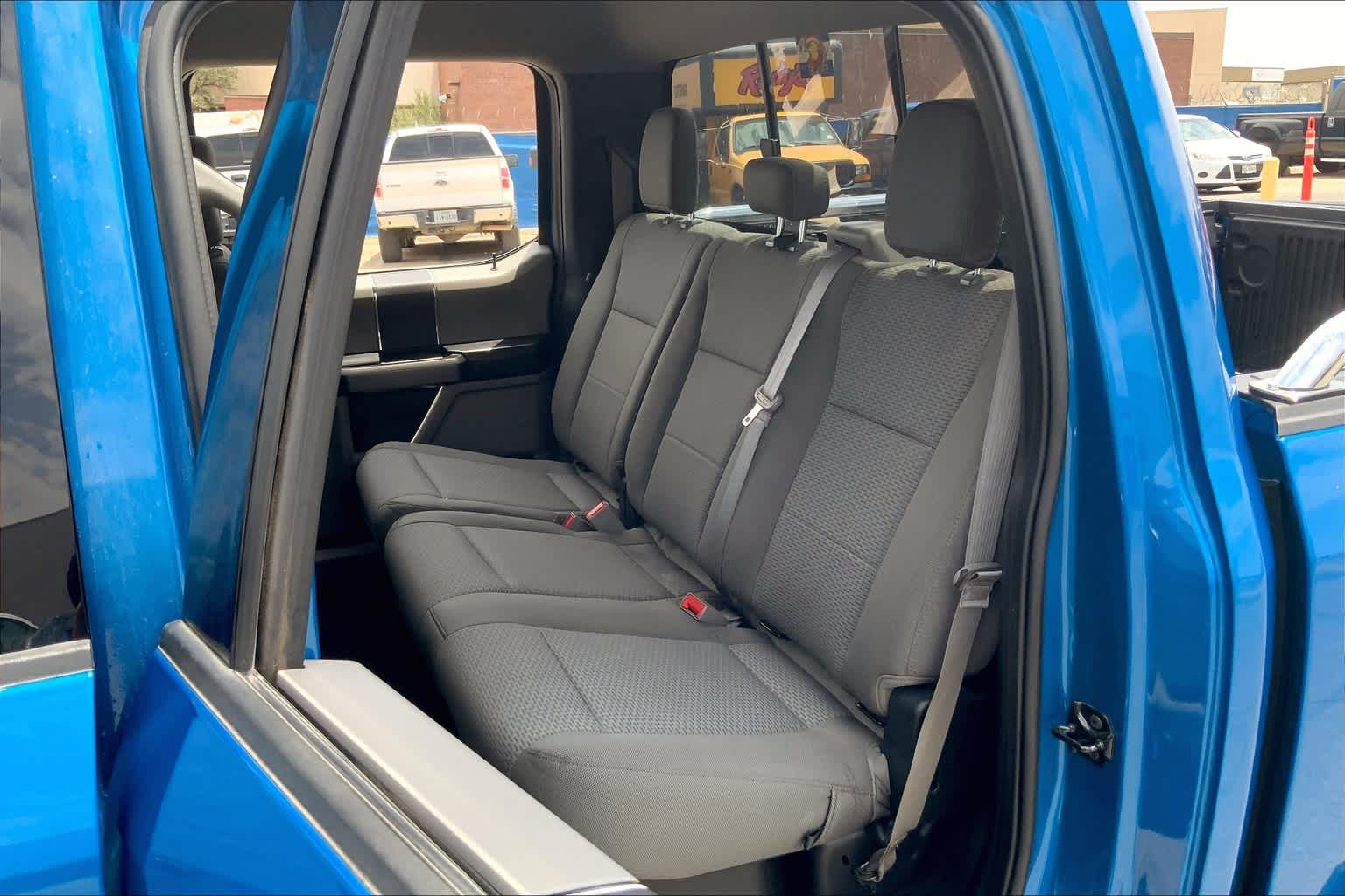 2020 Ford F-150 XLT photo 19