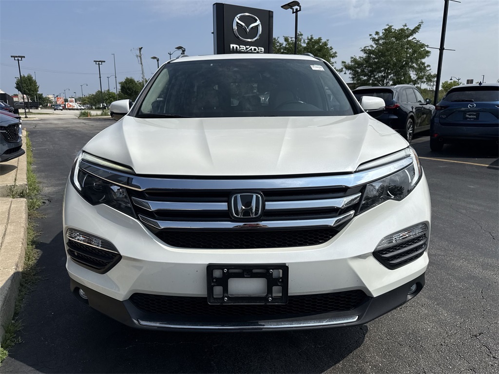 2016 Honda Pilot Elite photo 6
