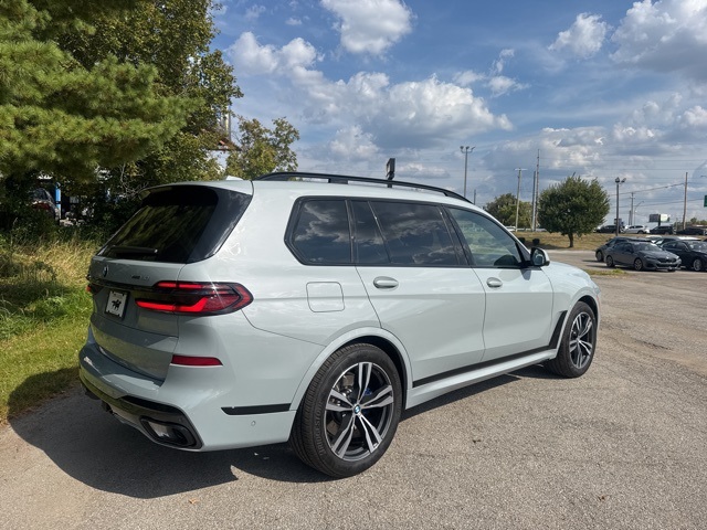 2025 Bmw X7 xDrive40i photo 32