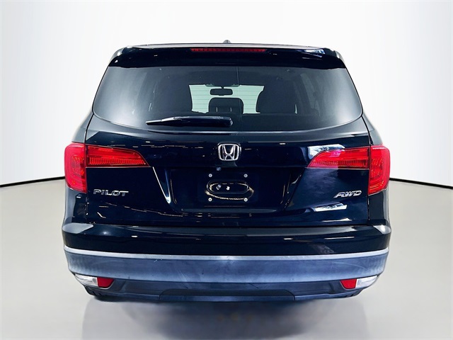 2017 Honda Pilot EX-L photo 4