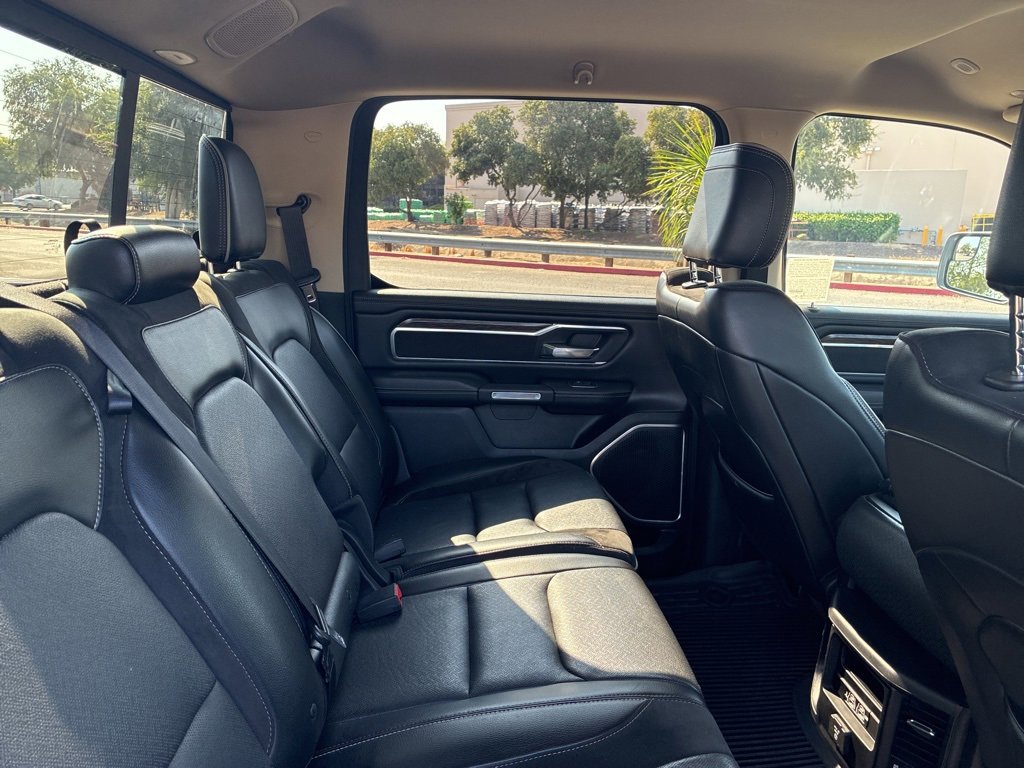2019 Ram 1500 Laramie photo 23
