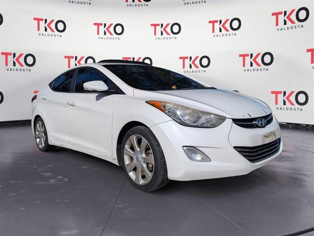 2013 Hyundai Elantra Limited's photo