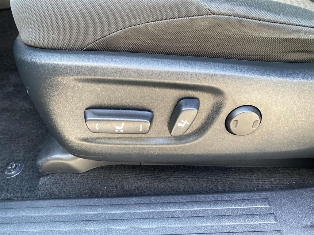 2024 Toyota 4Runner SR5 photo 14