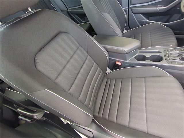 2023 Volkswagen Jetta 1.5T Sport photo 30