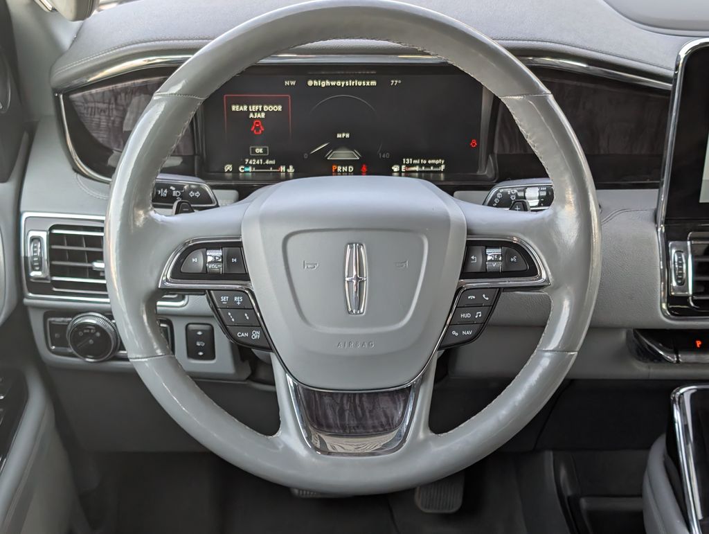 2021 Lincoln Navigator L Reserve photo 14