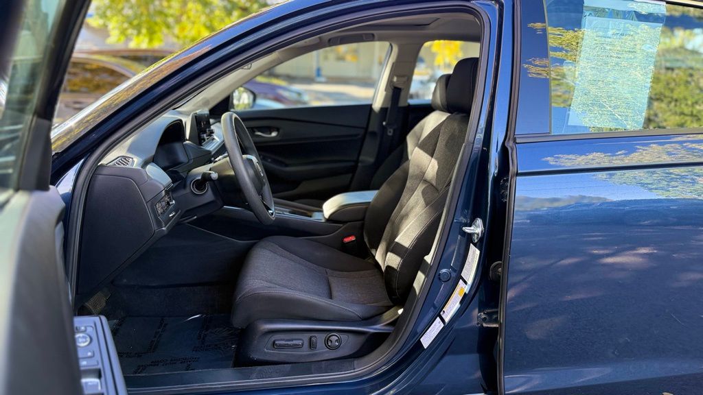 2024 Honda Accord EX photo 11