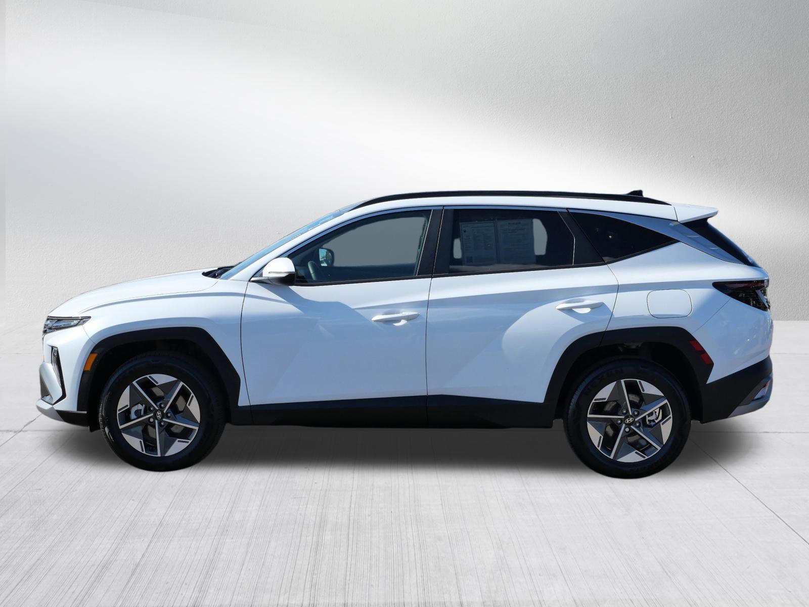 2025 Hyundai Tucson Hybrid SEL Convenience photo 4