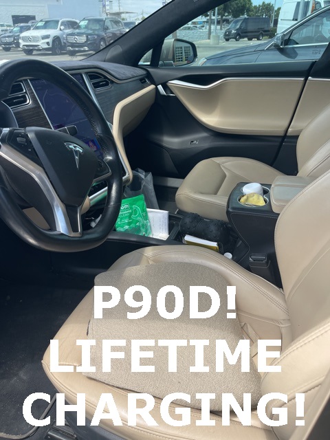 2016 Tesla Model S P90D photo 4
