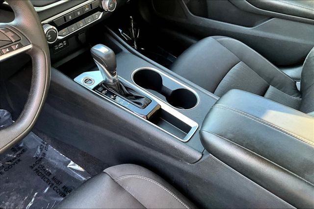 2022 Nissan Altima 2.5 SV photo 12