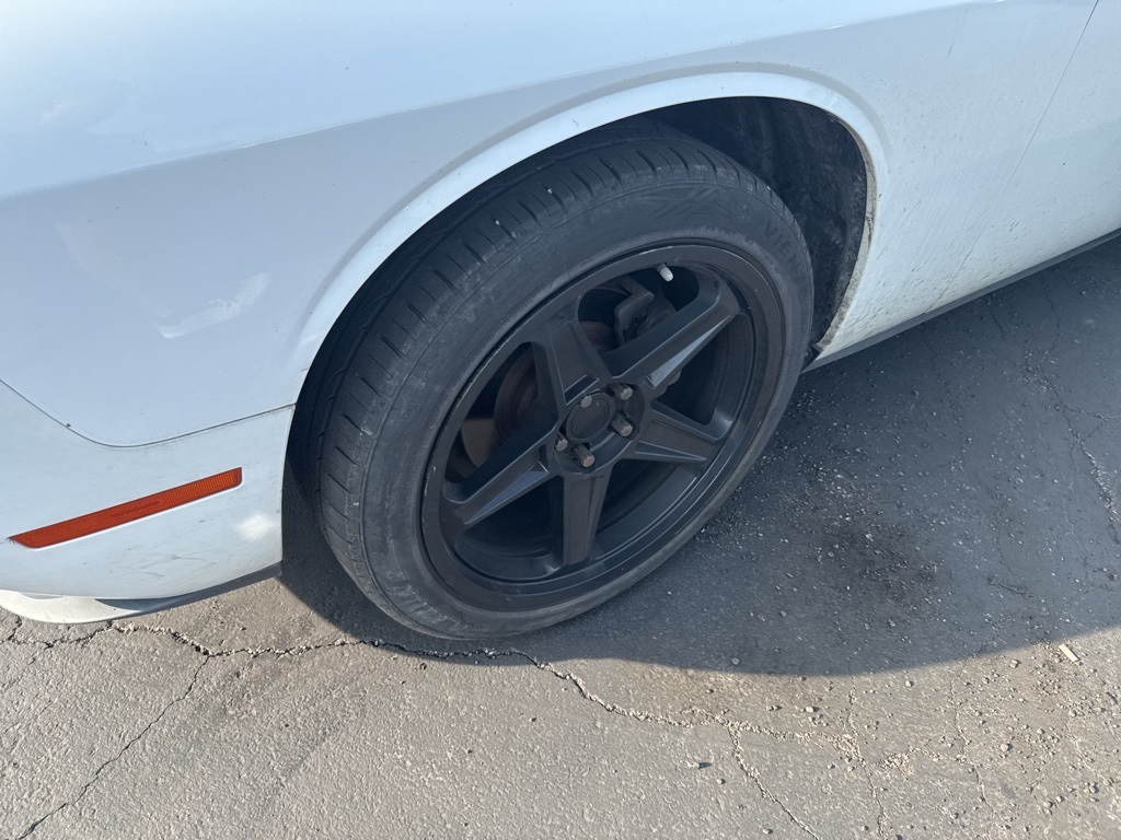 2019 Dodge Challenger SXT photo 8