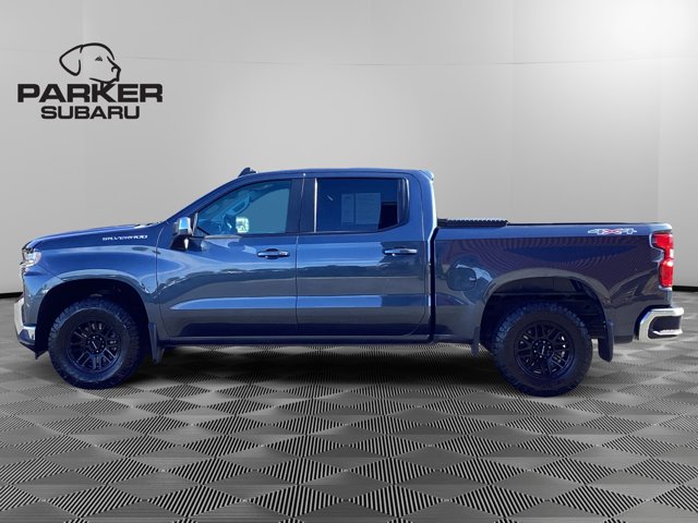 2021 Chevrolet Silverado 1500 LT photo 2