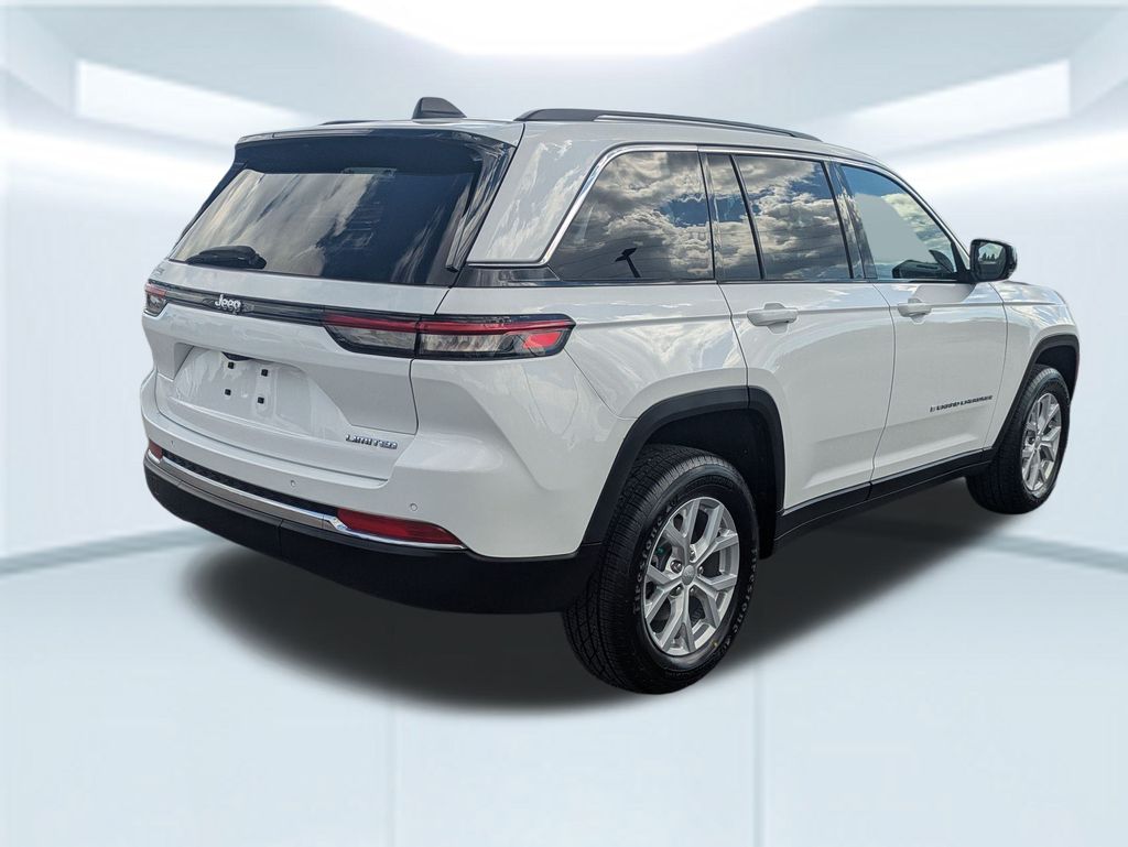 2023 Jeep Grand Cherokee Limited photo 4